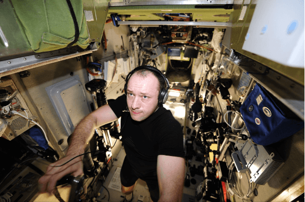 Alexander Misurkin doing a hand ergometer test