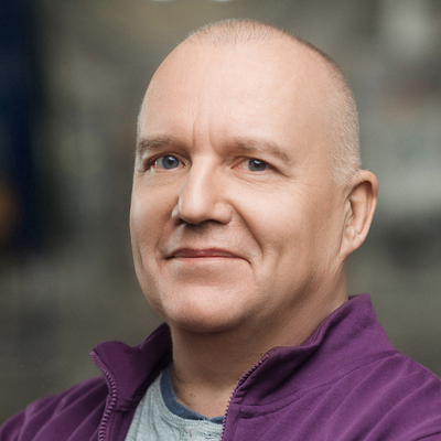 Иван Иванов